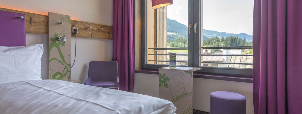 Design-Zimmer mit Panoramafenster