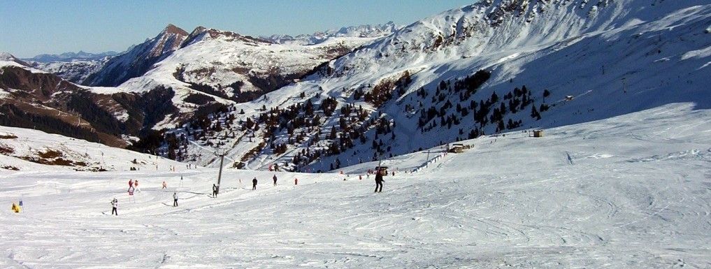 Breite Carvingpisten Nr. 8 und Nr.9!