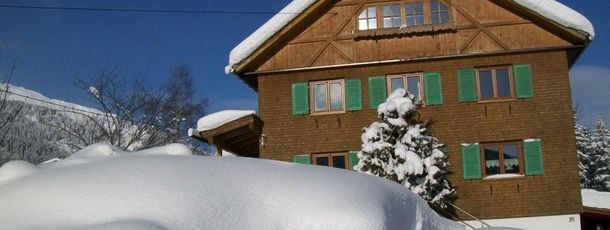 Haus im Winter