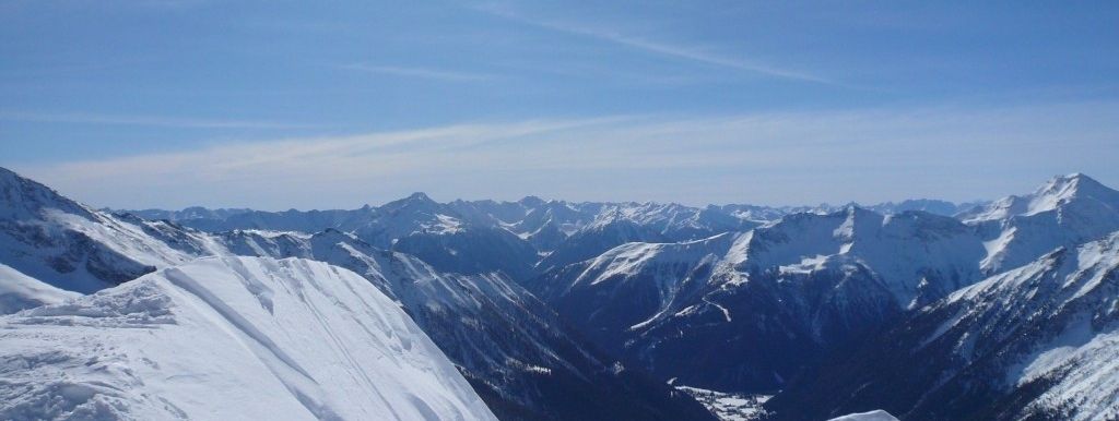 Traumhaftes Panorama von ganz oben (2636m).