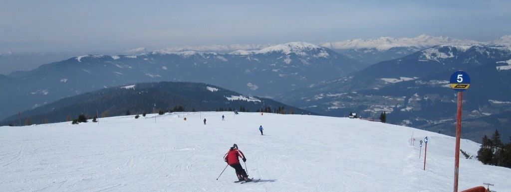 Upper area of the blue Neugarten slope