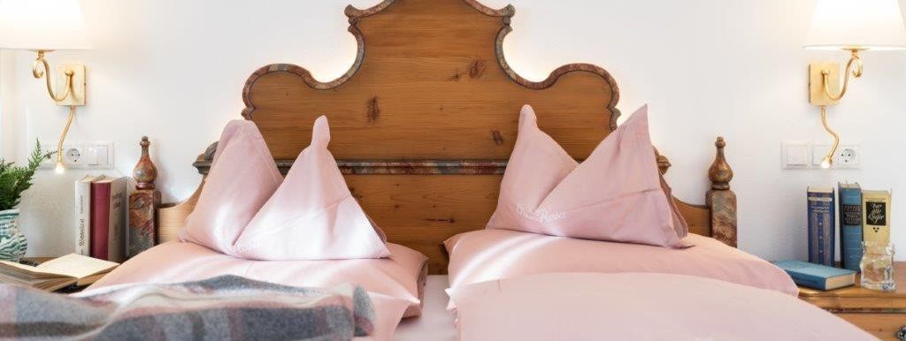 General information about your stay at Hotel Lech & Residenz Chesa Rosa