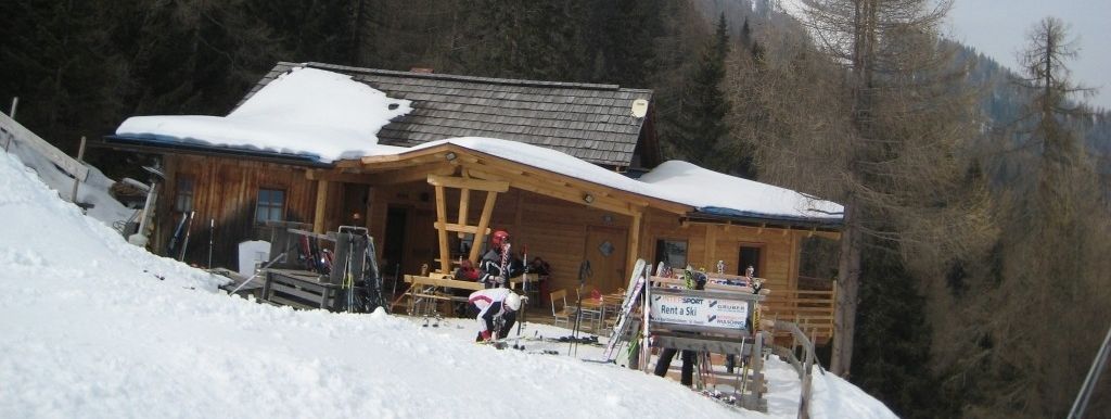 Gwandlbodenhütte an der Piste 16