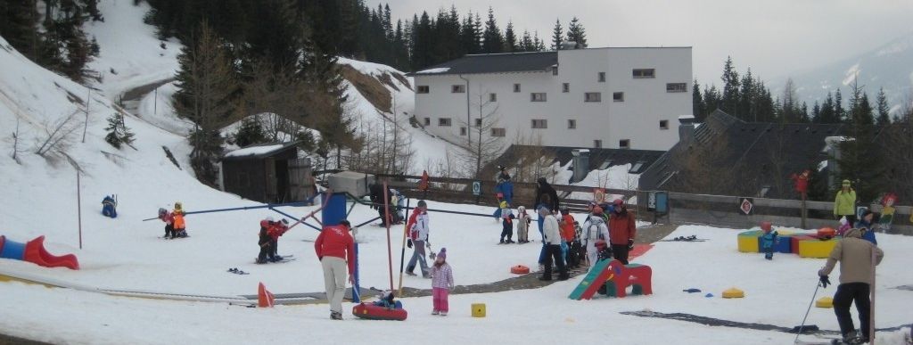 Übungsareal an der Talstation der Aineckbahn