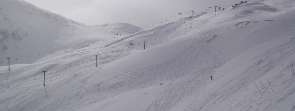Schöne Tiefschneehänge am Lenawee Mountain Lift!