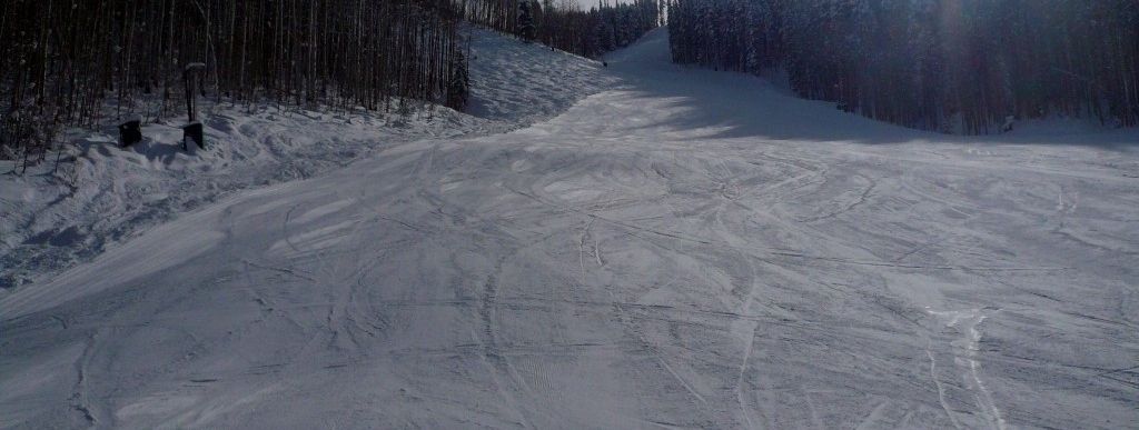 Während Vail vor allem für seine Tiefschneehänge in den Back Bowls bekannt ist, setzt man in Beaver Creek auf bestens präparierte Pisten!