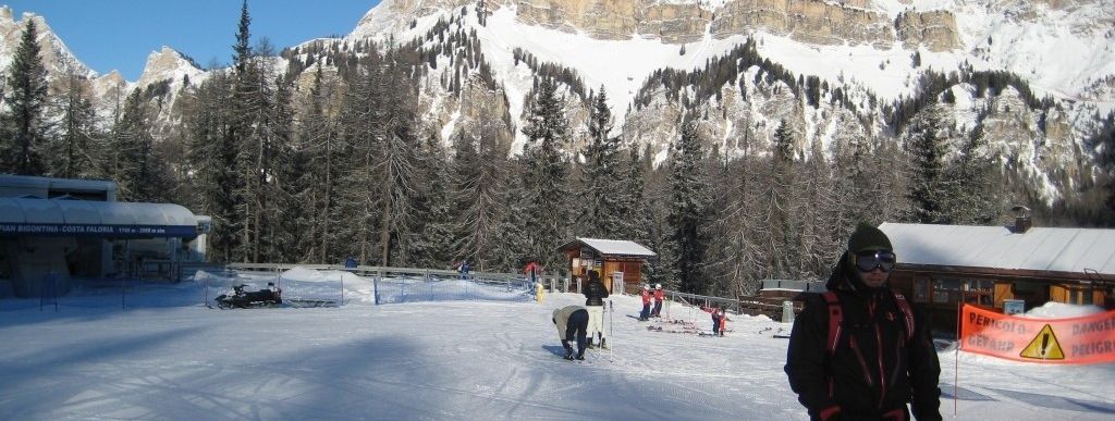 Talstation des LIfts 56 mit Imbisshütte!