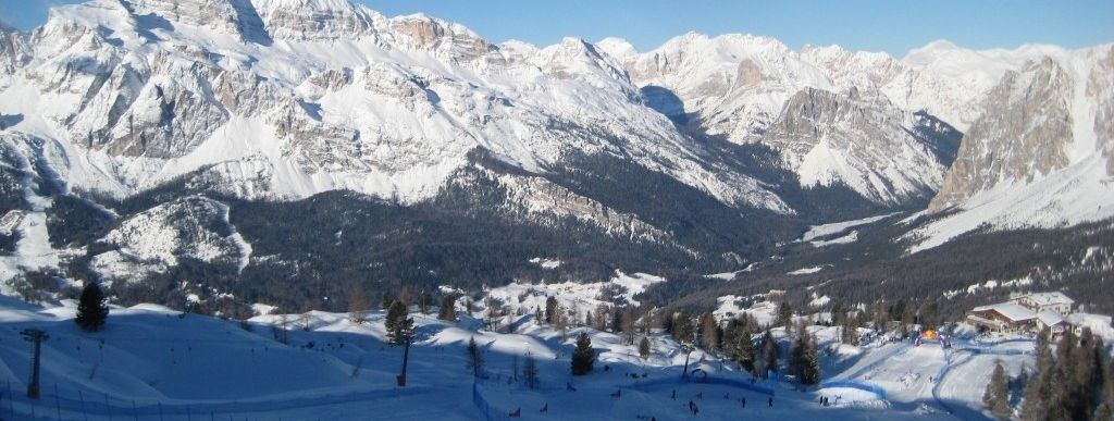 Red Bull Boardercross auf Piste 61. Dieser Boardercross ist im normalen Skibetrieb nicht aufgebaut.