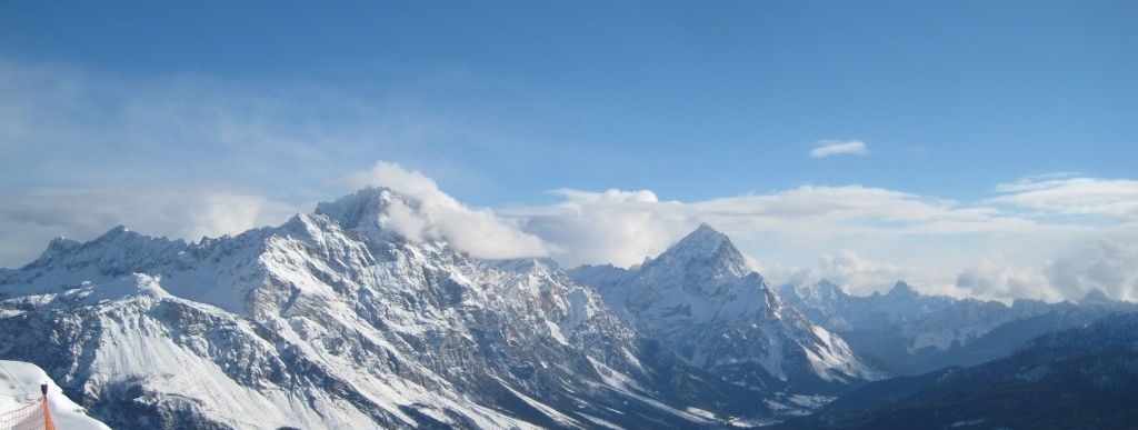 Panorama von der Bergstation des Sessellifts Duca D'Aosta - Pomedes!