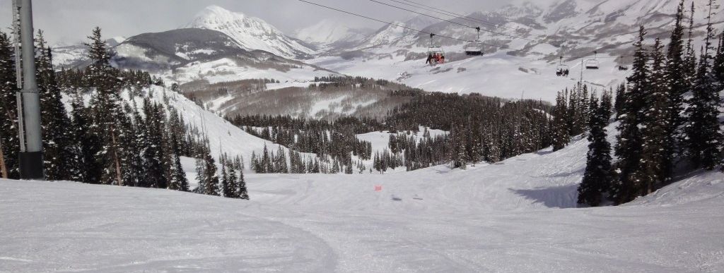Wenn die Kinder schon Übung auf Skiern haben, empfiehlt sich das Gebiet um den Paradise Express Lift mit zahlreichen mittelschweren (in USA blau markierten) Abfahrten.