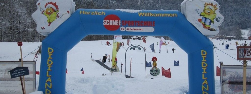 Skisportschule an der Talstation!