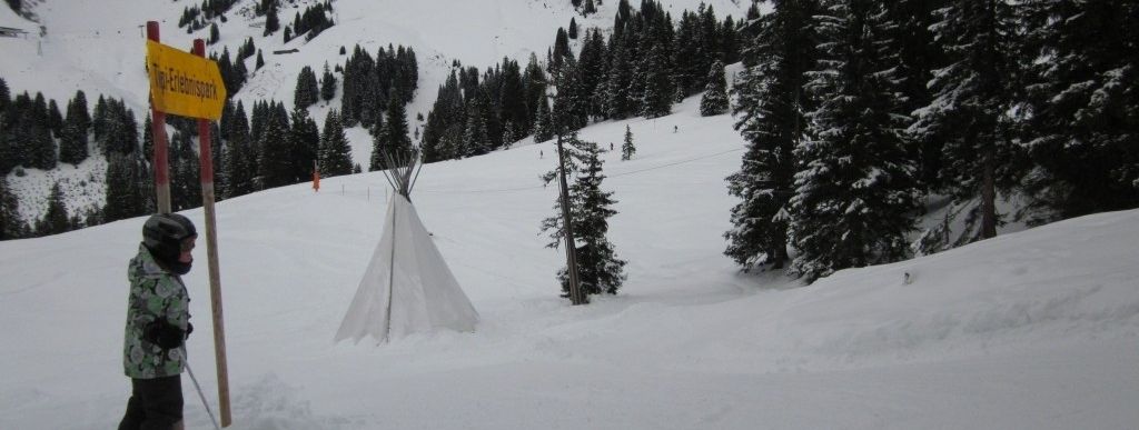 Tipi-Erlebnispark an der Piste 13!