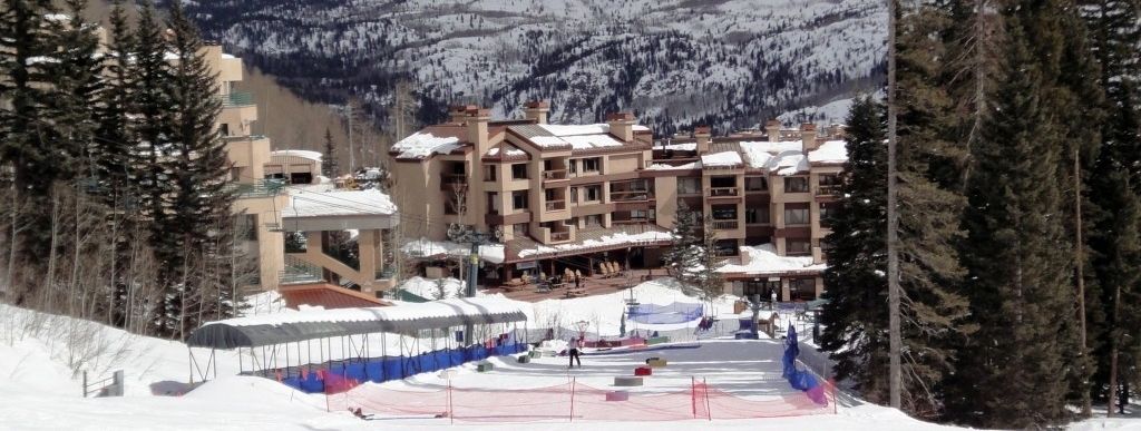 Schönes Übungsgelände für Kinder oberhalb der Talstation des Twilight Lifts!