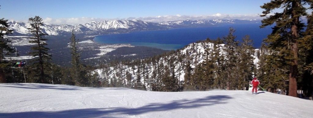Blick auf die grüne Piste