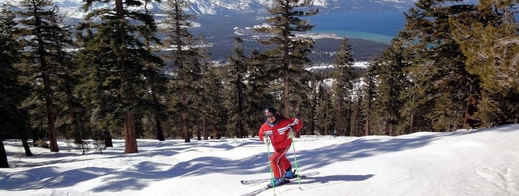 Abfahrt in den Powderbowl Woods!