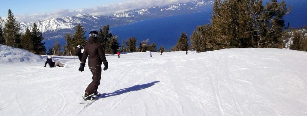 Fast alle Pisten bieten ein traumhaftes Panorama von Lake Tahoe.