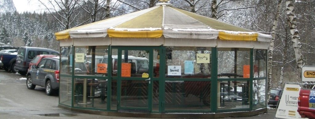 Schirmbar an derTalstation der Acherkogelbahn!