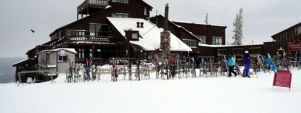 Summit House Food Court!