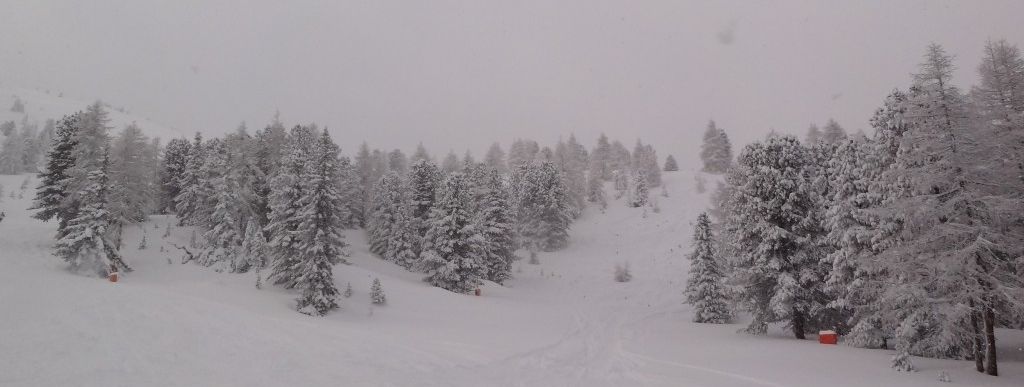 Steilabhang (9) an der Abfahrt 7 an der Rosenkranzhöhe