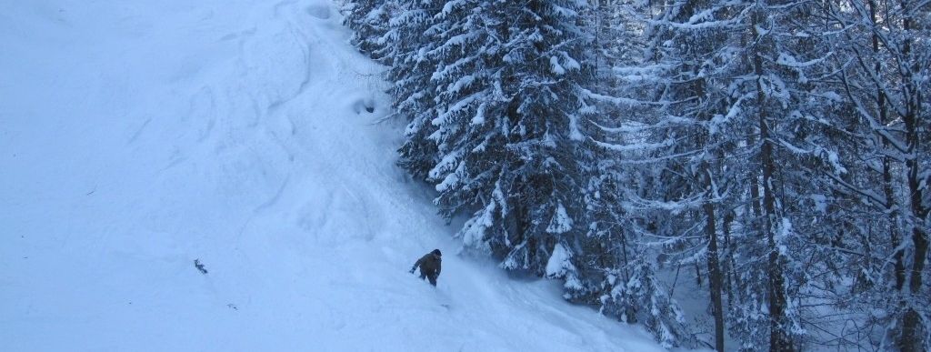 Snowboarder auf der Variante Eisgrube!