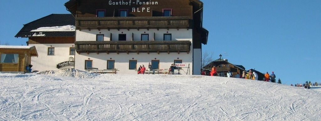 Einkehrmöglichkeit neben der Almwiesen