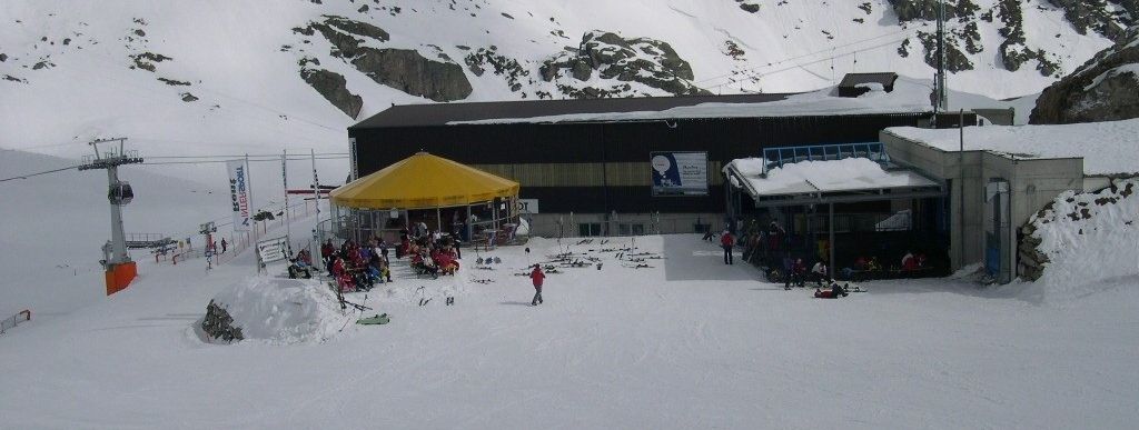 Mittelstation mit Schirmbar!