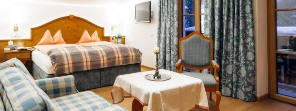 General information about your stay at Hotel Lech & Residenz Chesa Rosa