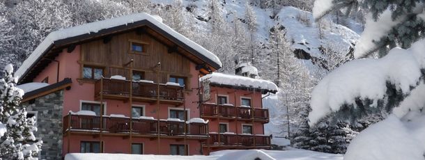 General information about your stay at Hotel Les Rochers