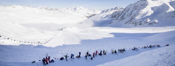 Am Hochjochferner erwarten dich breite Pisten.
