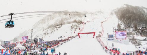 Im vergangenen Jahr waren Zuschauer in Val d'Isère noch erlaubt. Heuer finden die Rennen ohne Zuschauer statt.