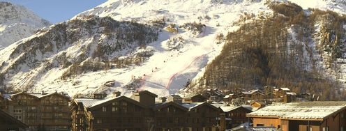 Die Weltcup-Strecke endet direkt am Ortsrand.