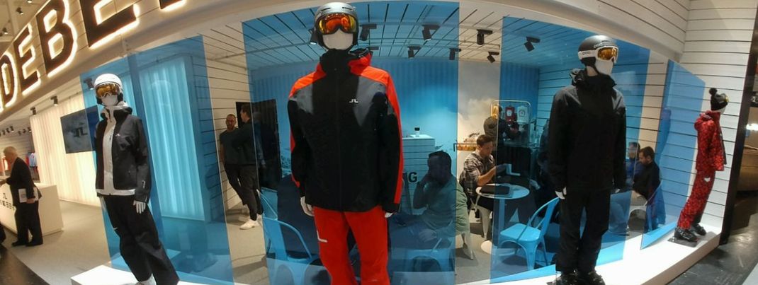 Ein Blick ins Schaufenster von Lindeberg.