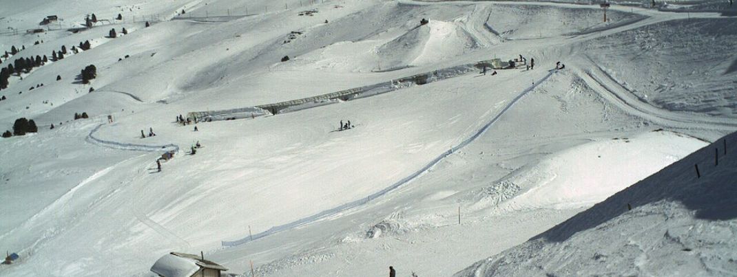 Im Skigebiet Wengen herrschen Top Bedingungen - hier ein Blick auf die Passhöhe Kleine Scheidegg