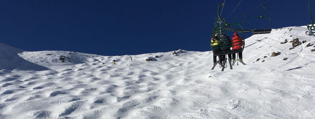 Jede Menge Buckelpisten in Lake Louise.