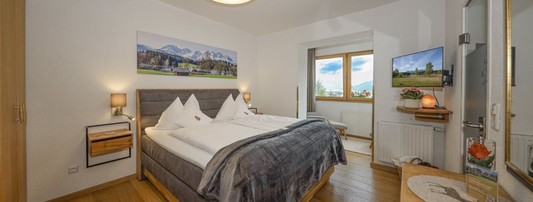Schlafzimmer mit Loggia