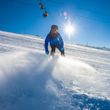 Boarder und Freerider erfreuen sich sowohl an den präparierten Pisten sowie an den Naturbahnen und Tiefschneeabfahrten des Skigebiets.