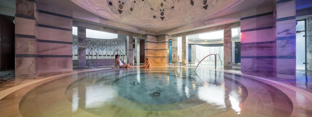 Im Römisch-Irischen Bad verschmelzen die wohltuenden Effekte der römischen Badekultur mit den Badetraditionen der Iren.