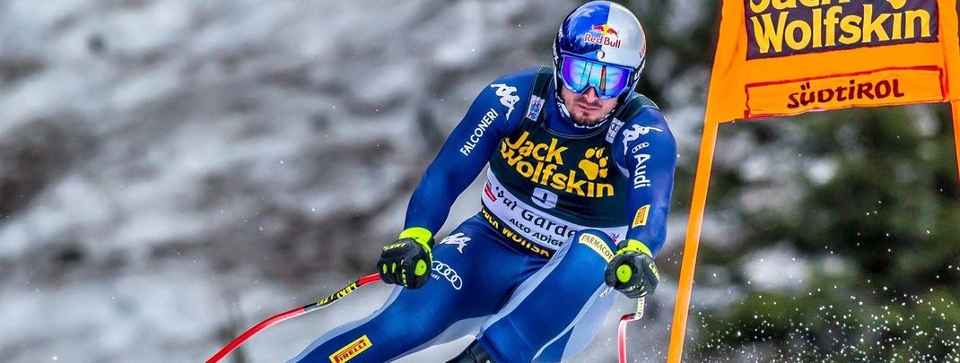 Auf der legendären Saslong kämpfen die weltbesten Abfahrer um wichtige Weltcup-Punkte.