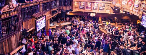 Partystimmung in der Hohenhaustenne am Fuße der Planai in Schladming