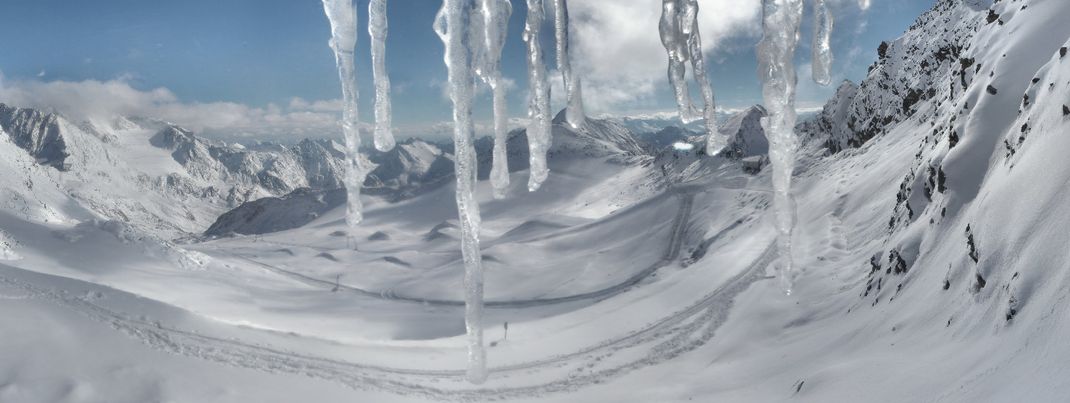 Blick auf den Snowpark am Stubaier Gletscher.