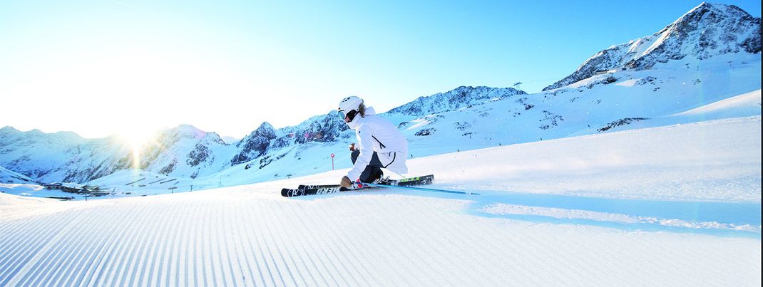 Wer nur maximal 48 Stunden zum Skifahren in Tirol bleibt, kann trotz Reisewarnung ohne Probleme wieder zurück nach Deutschland reisen.