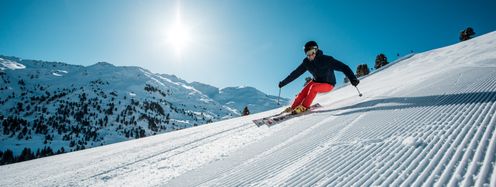 4 frisch präparierte Pisten stehen von 7.30 bis 8.30 Uhr exklusiv eurer Gruppe zur Verfügung.