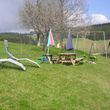 Liegewiese, Grillplatz und Spielplatz