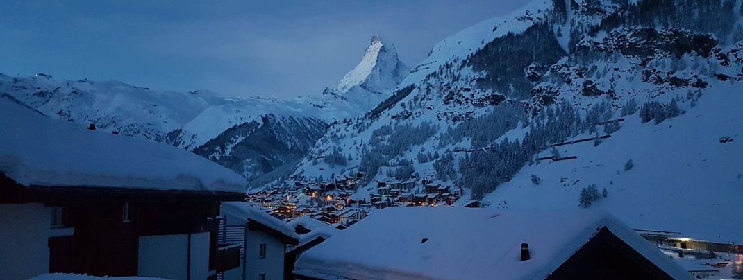 Idylle im nicht erreichbaren Ort unterhalb des Matterhorns: Zermatt ist von der Außenwelt abgeschnitten.