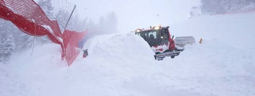 Fast rund um die Uhr wurde gegen die Schneemassen gekämpft.