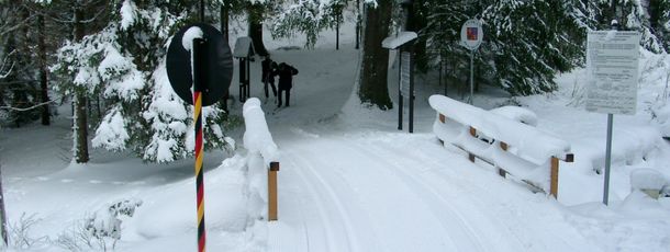 Grenzüberschreitende Loipe zum Schwarzen See.