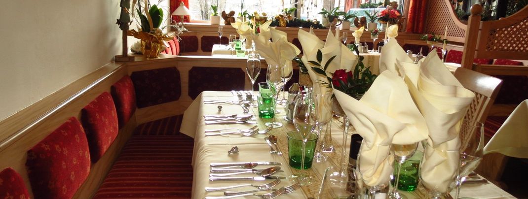 Einer der Speisesääle im Hotel Moser am Weissensee