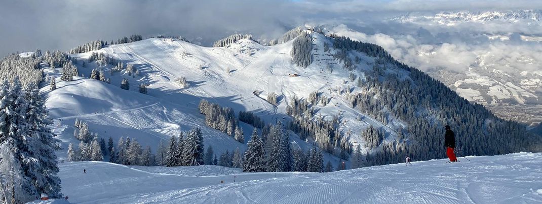 Modern snow cannons guarantee enough snow on the slopes.