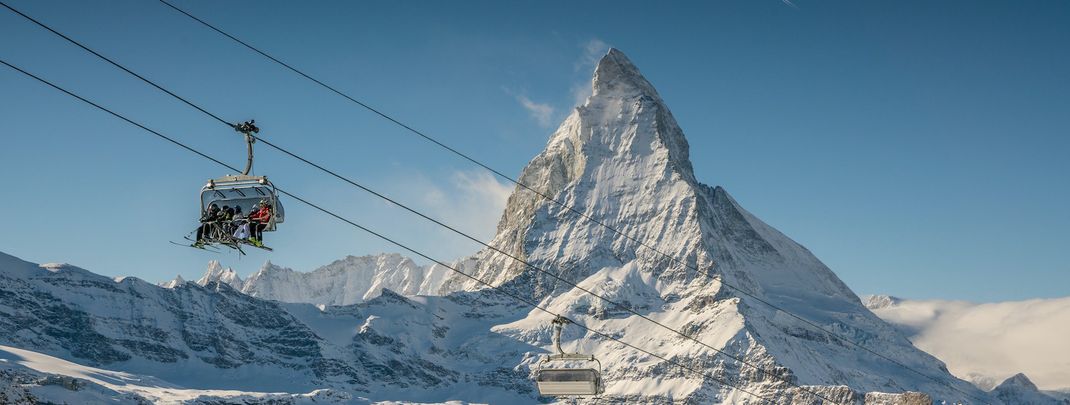 Die Schweizer Skigebiete bleiben weiterhin geöffnet.