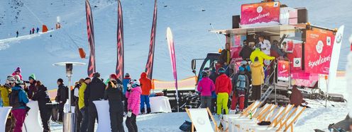 SNOWLICIOUS vereint Pistenspaß, Gaumenfreuden und Entertainment.
